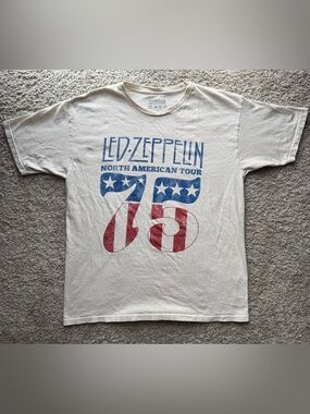 Led Zeppelin 1975 North American Tour Graphic Band T-Shirt Cream Men’s Large